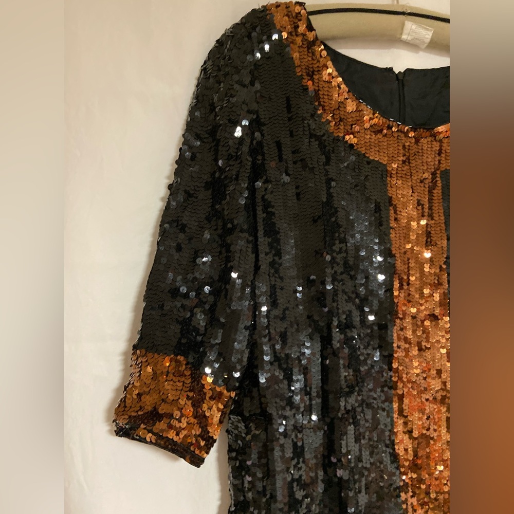 Gorgeous sequinned dress 👗 great for wearing, prom